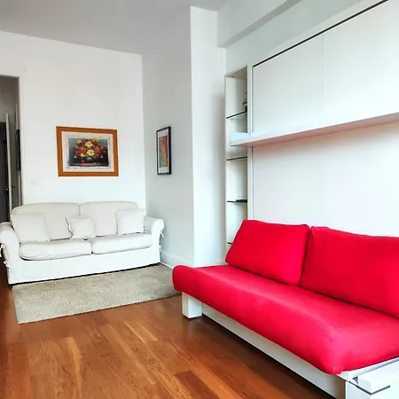 8 Elegant On Prestigious Franklin Roosevelt Avenue Apartamento París