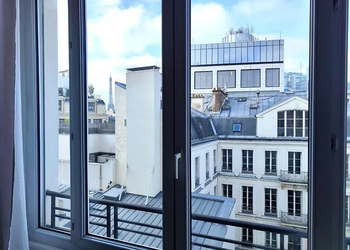 8 Elegant On Prestigious Franklin Roosevelt Avenue * Paris