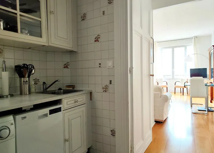 8 Elegant On Prestigious Franklin Roosevelt Avenue Daire