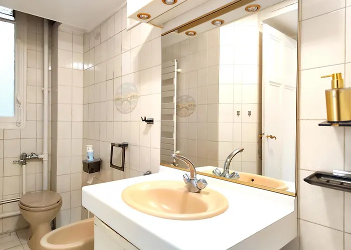 Daire 8 Elegant On Prestigious Franklin Roosevelt Avenue