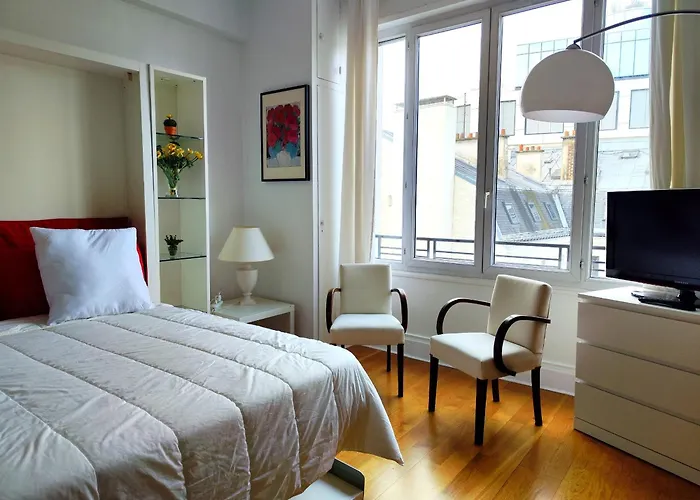 8 Elegant On Prestigious Franklin Roosevelt Avenue Lägenhet Paris