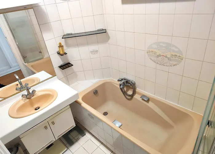 8 Elegant On Prestigious Franklin Roosevelt Avenue Lägenhet *